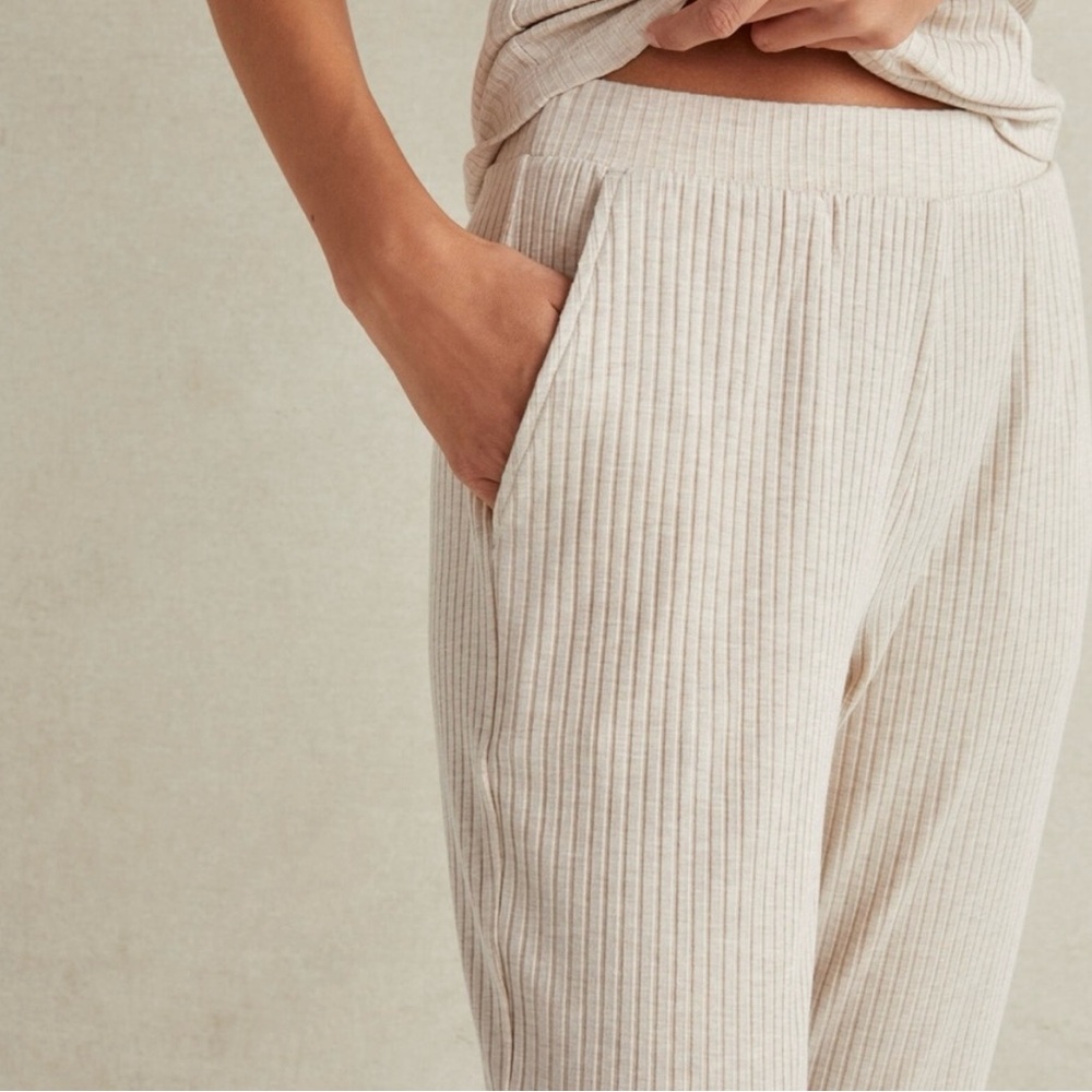 Elegant Cream Ribbed Joggers